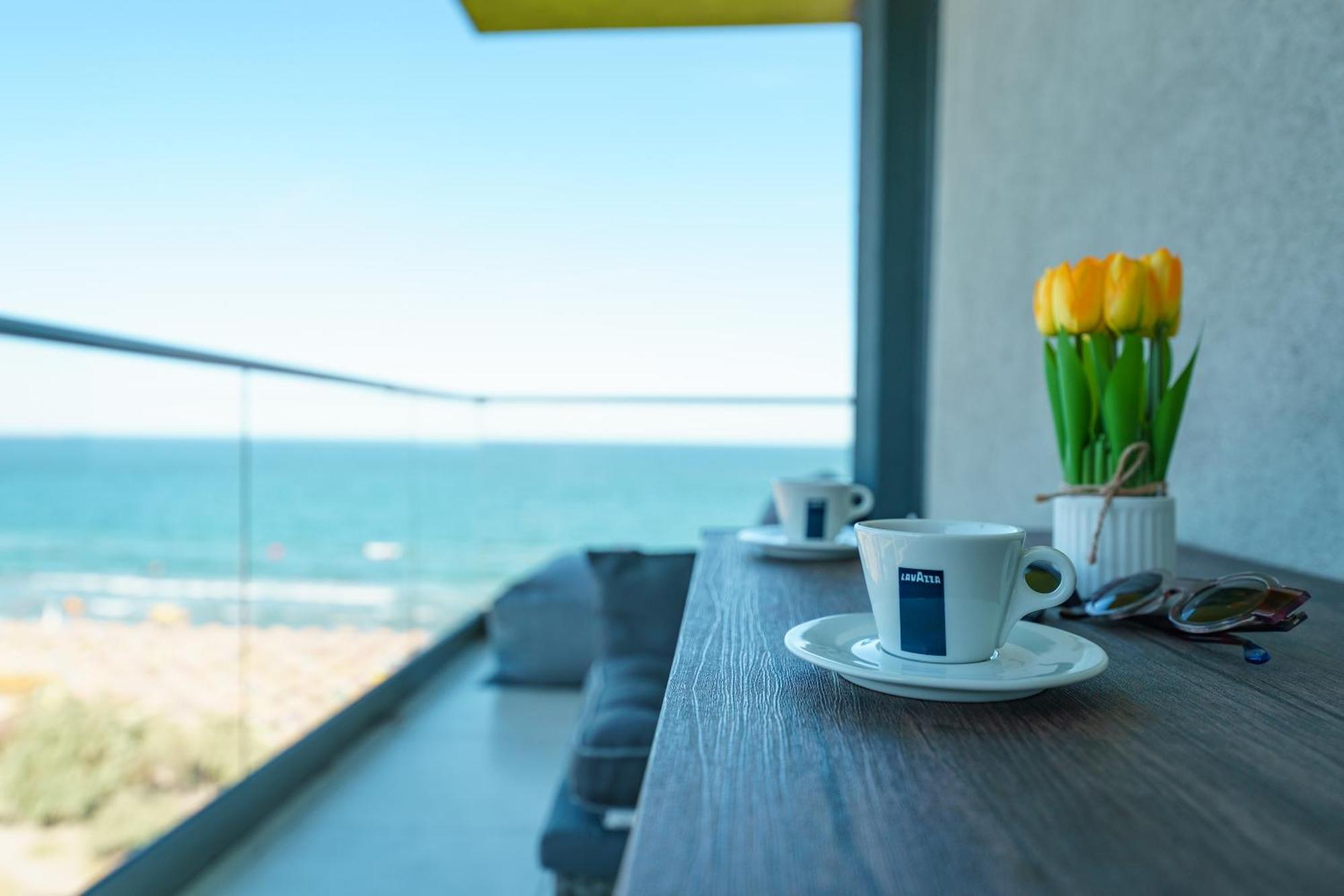 PROMENADA Alezzi Apartments Năvodari Szoba fotó