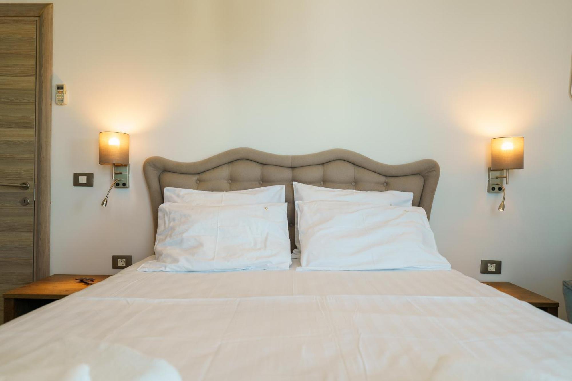 PROMENADA Alezzi Apartments Năvodari Szoba fotó