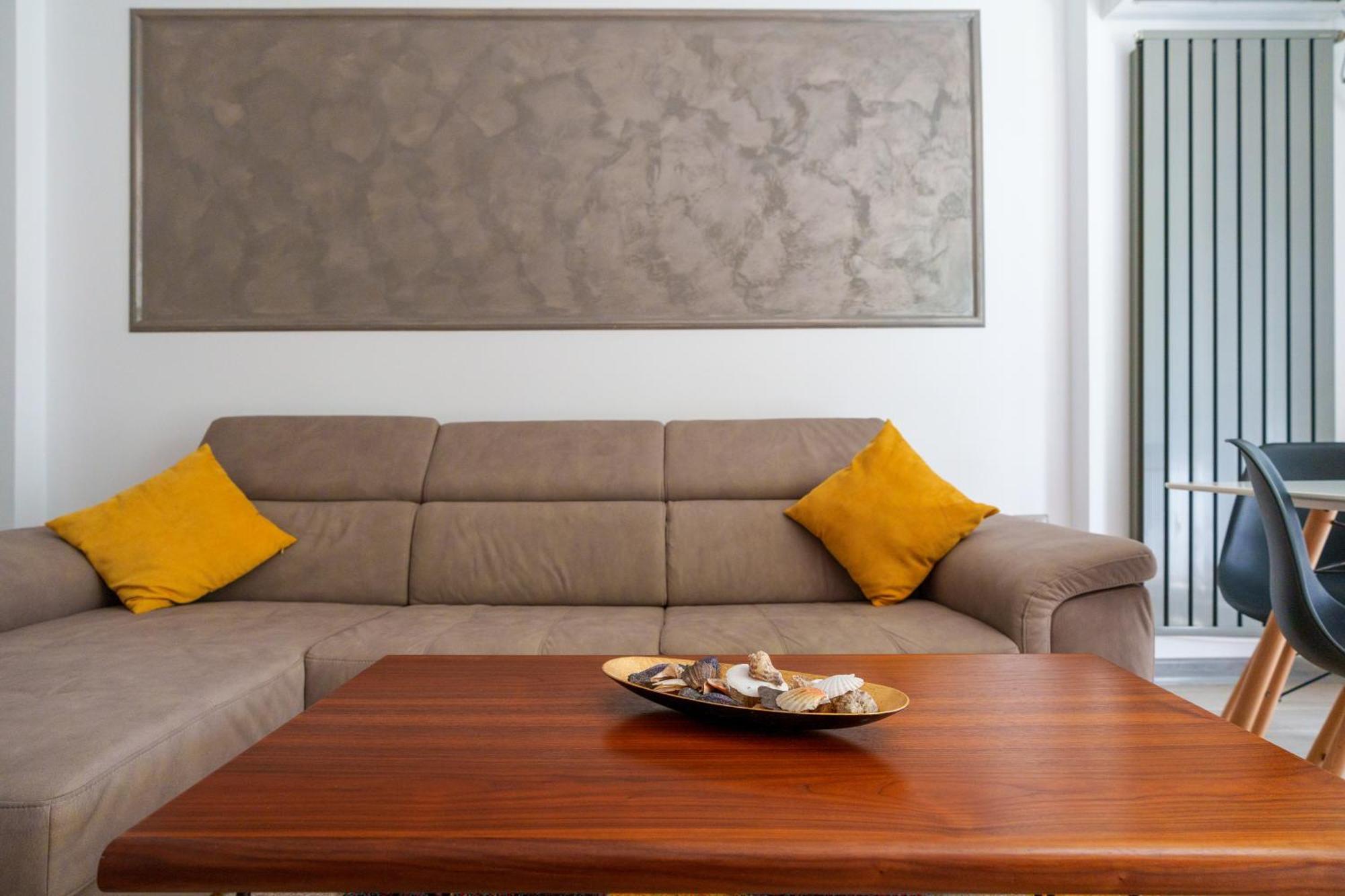 PROMENADA Alezzi Apartments Năvodari Szoba fotó