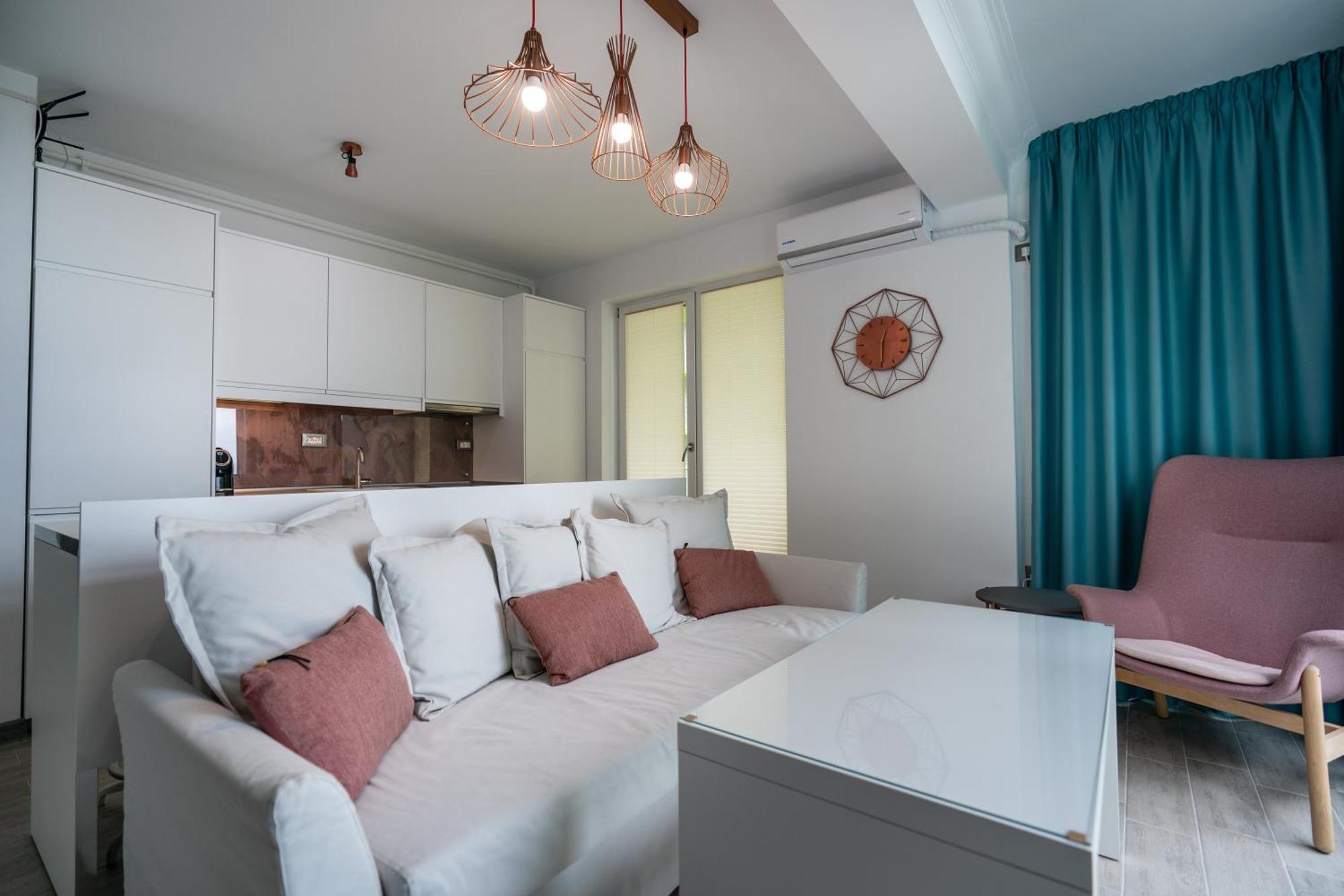 PROMENADA Alezzi Apartments Năvodari Szoba fotó